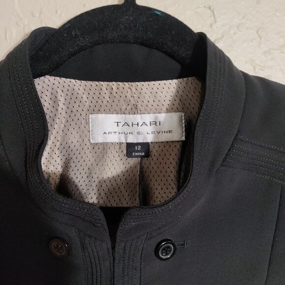 TAHARI Arthur‎ Levine Women's Suit Jacket Size 12 Black Hook w/Eye closure - Picture 3 of 9